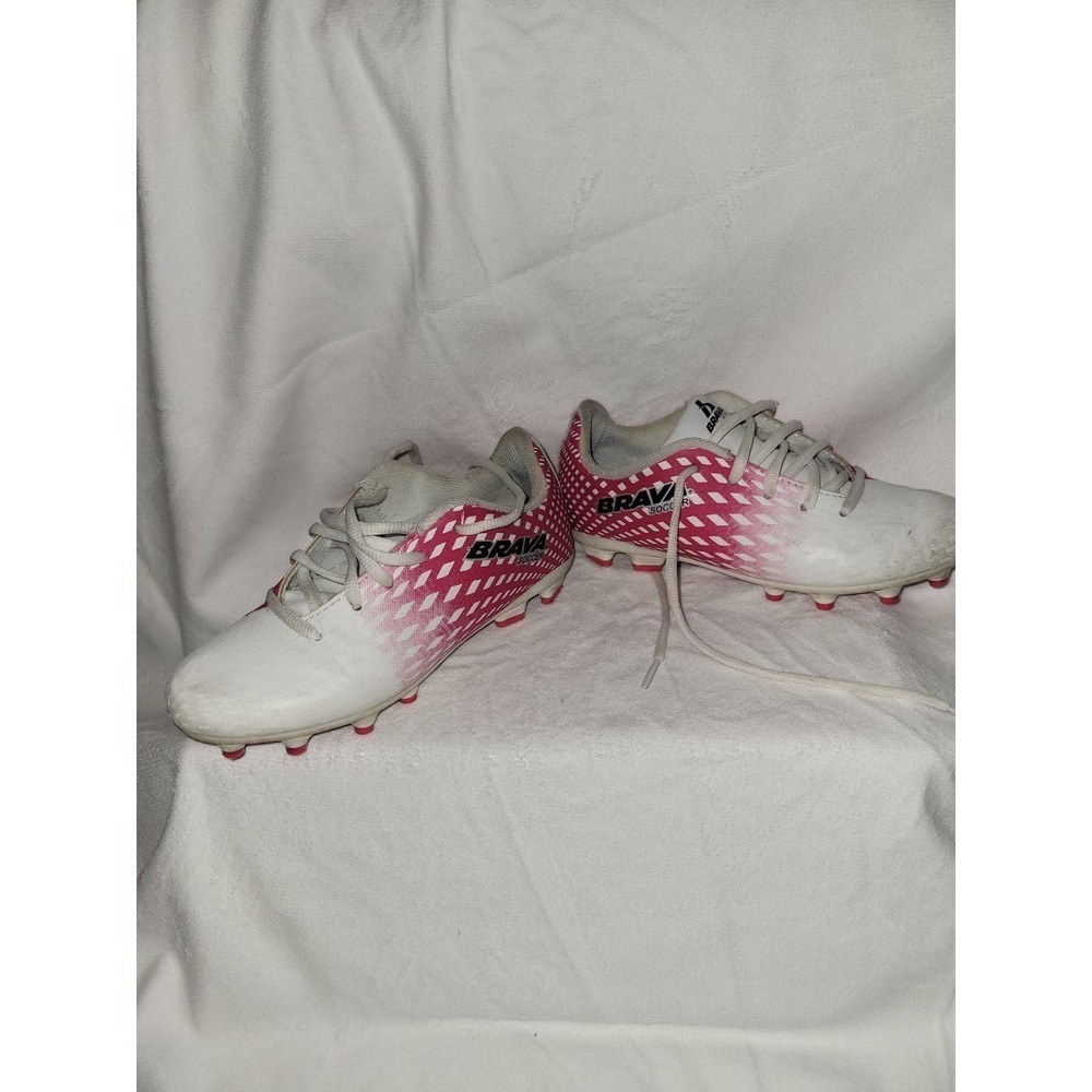 soccer cleats girls size 1.5
